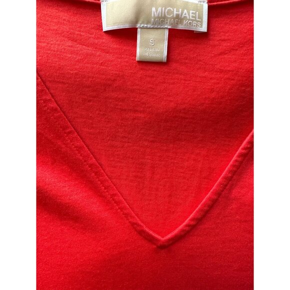 Michael Kors Womens Cold-Shoulder Red Top With Gold Button Details & Logo Accent - Picture 4 of 5
